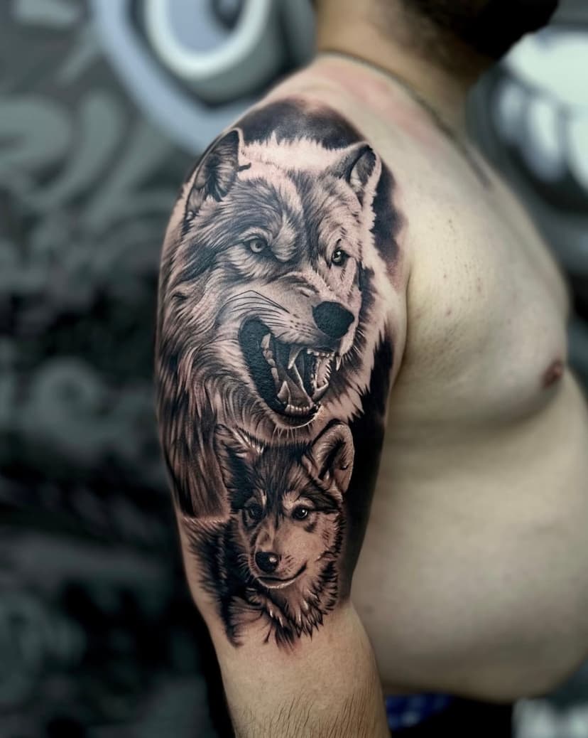 Zwei Wölfe — Realismus Tattoo Idee von Vali bei Electric07