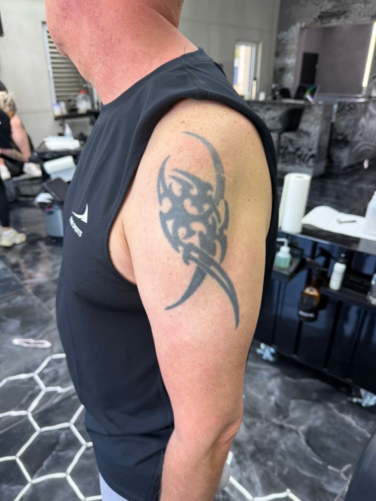 Cover-Up Vorher — Nikita